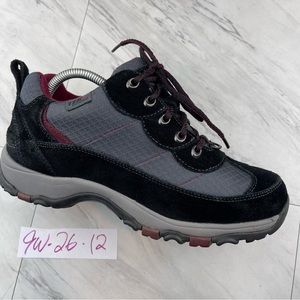 •ll bean Women’s 9 Wide prima loft 200 gram tek 2.5 hiking Waterproof boots